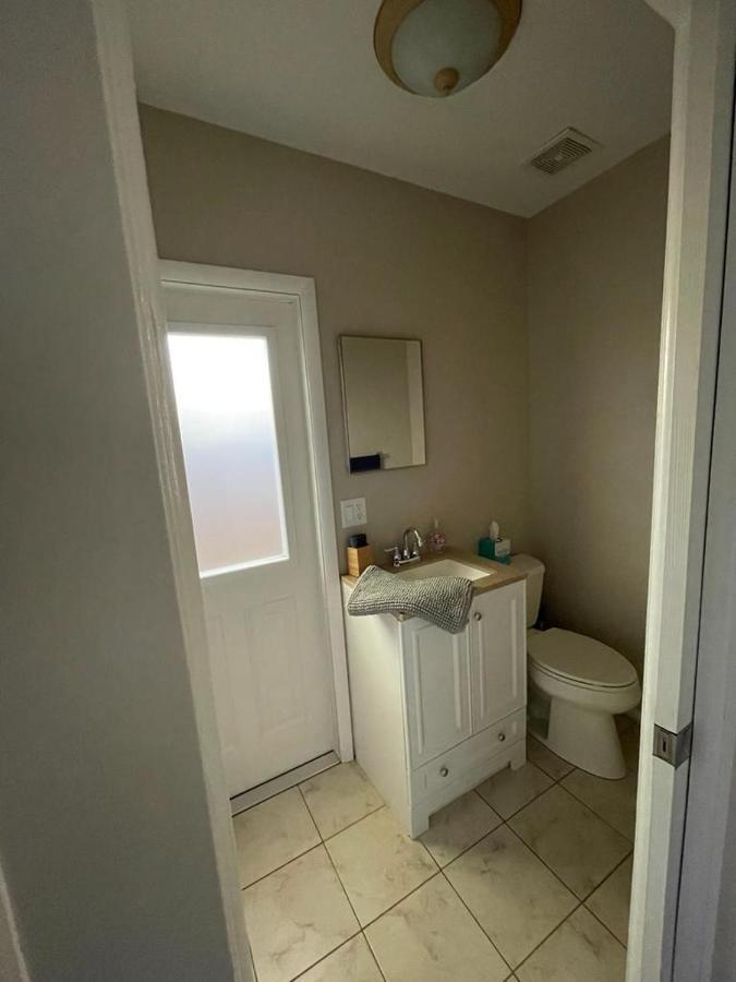 Quaint Guest Room Close To Siesta Key Sarasota Bagian luar foto